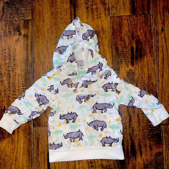 OshKosh Hoodie 18mo Like New - Picture 1 of 2